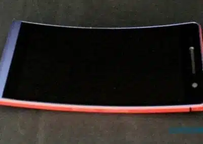 Móvil de Pmma y Aluminio Anodizado